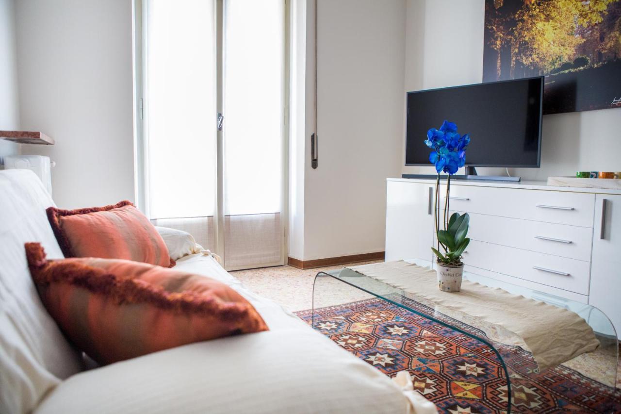 Parma A Due Passi Dal Duomo Apartment Dış mekan fotoğraf